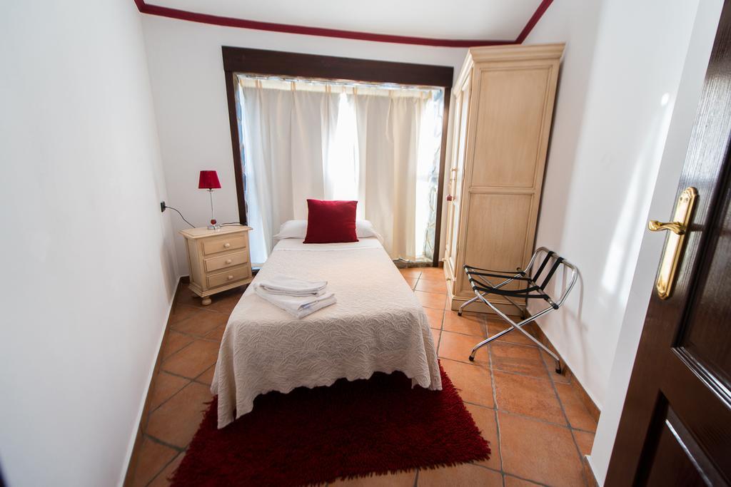 Apartamentos Los Angeles Alcañiz Екстериор снимка