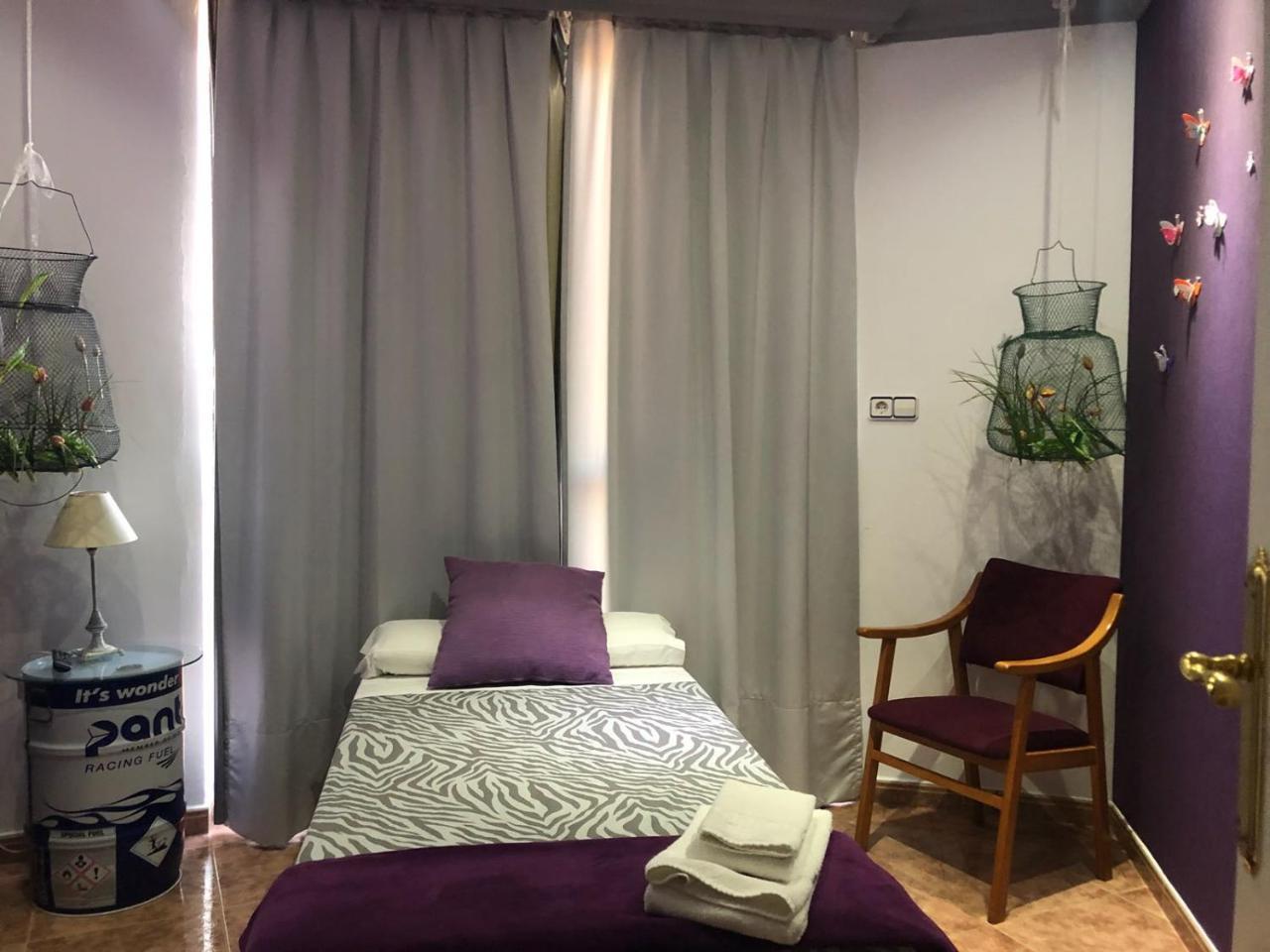 Apartamentos Los Angeles Alcañiz Екстериор снимка