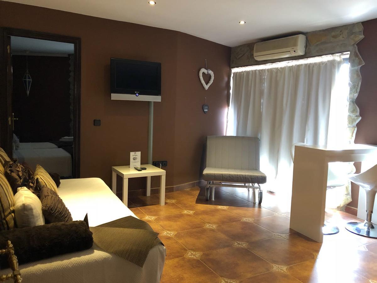 Apartamentos Los Angeles Alcañiz Екстериор снимка